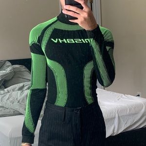 MSBHV green mock neck